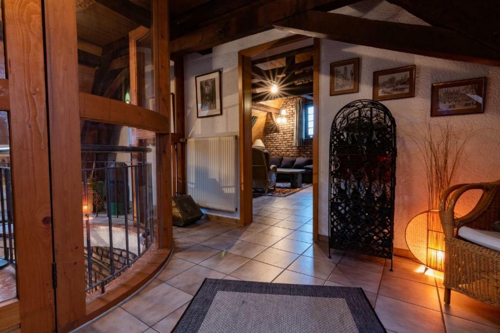 Ferienwohnung Flaemisches Weinhaus Wintrich Bagian luar foto