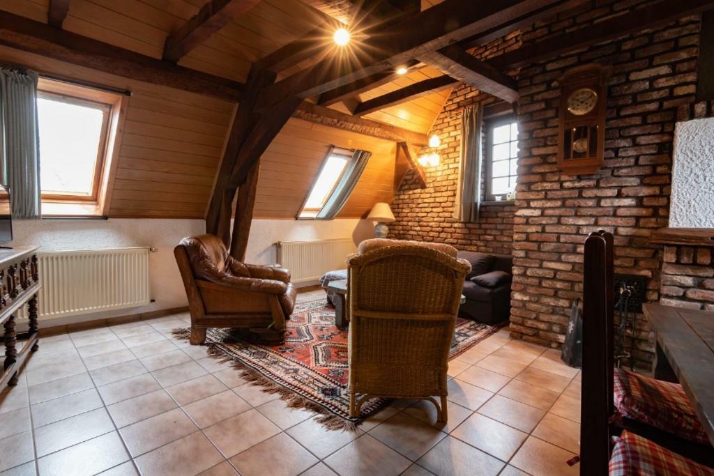 Ferienwohnung Flaemisches Weinhaus Wintrich Bagian luar foto